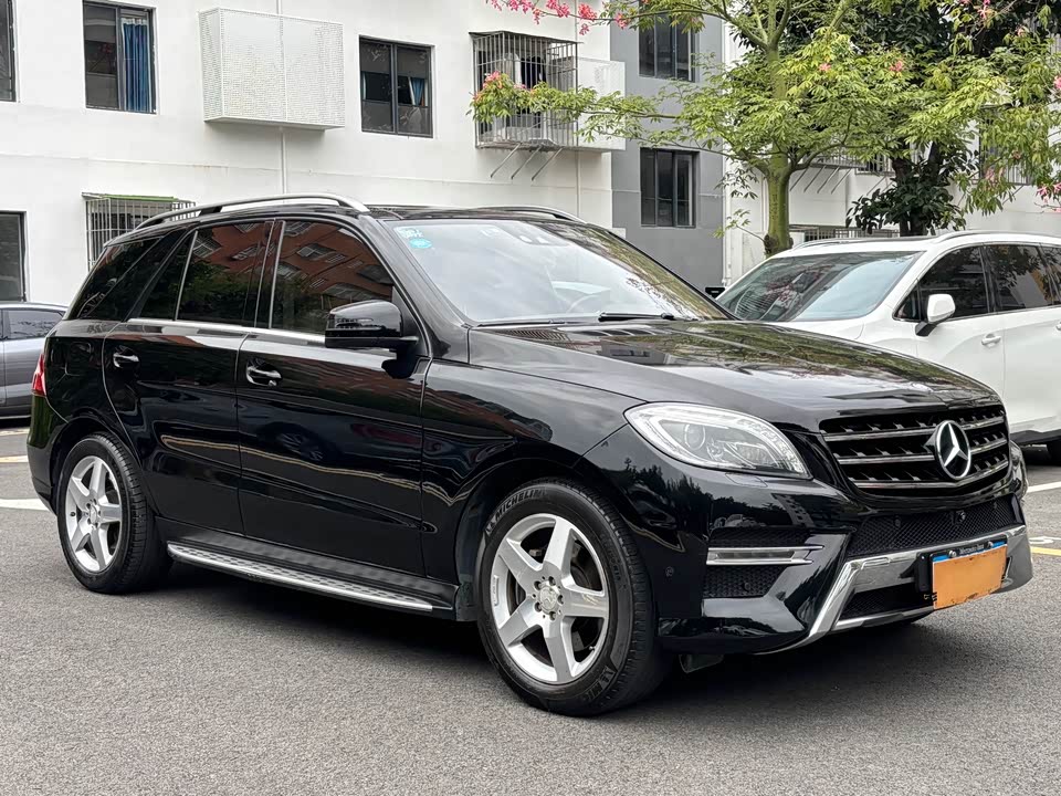 Mercedes-Benz M class