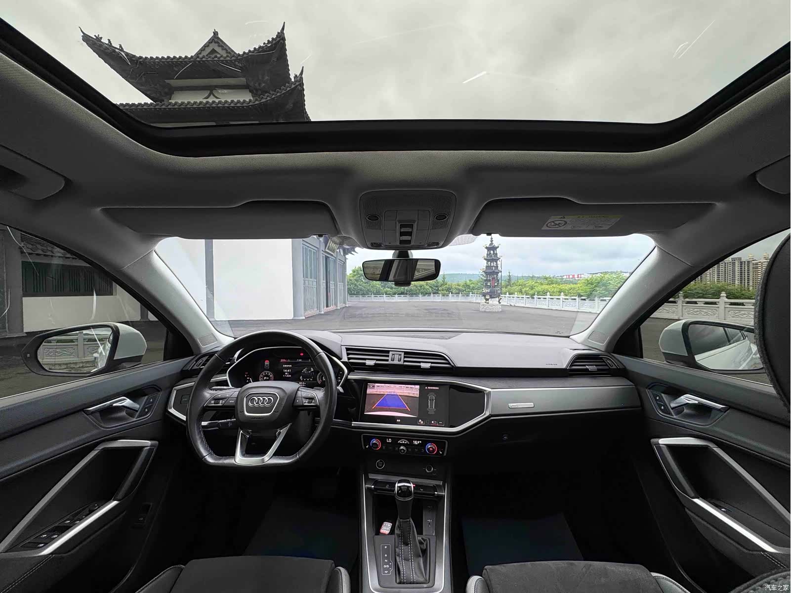 Audi Q3, 2022 16