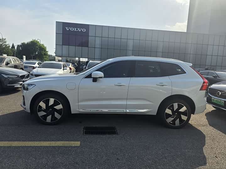 Volvo XC60, 2025 года фото 3