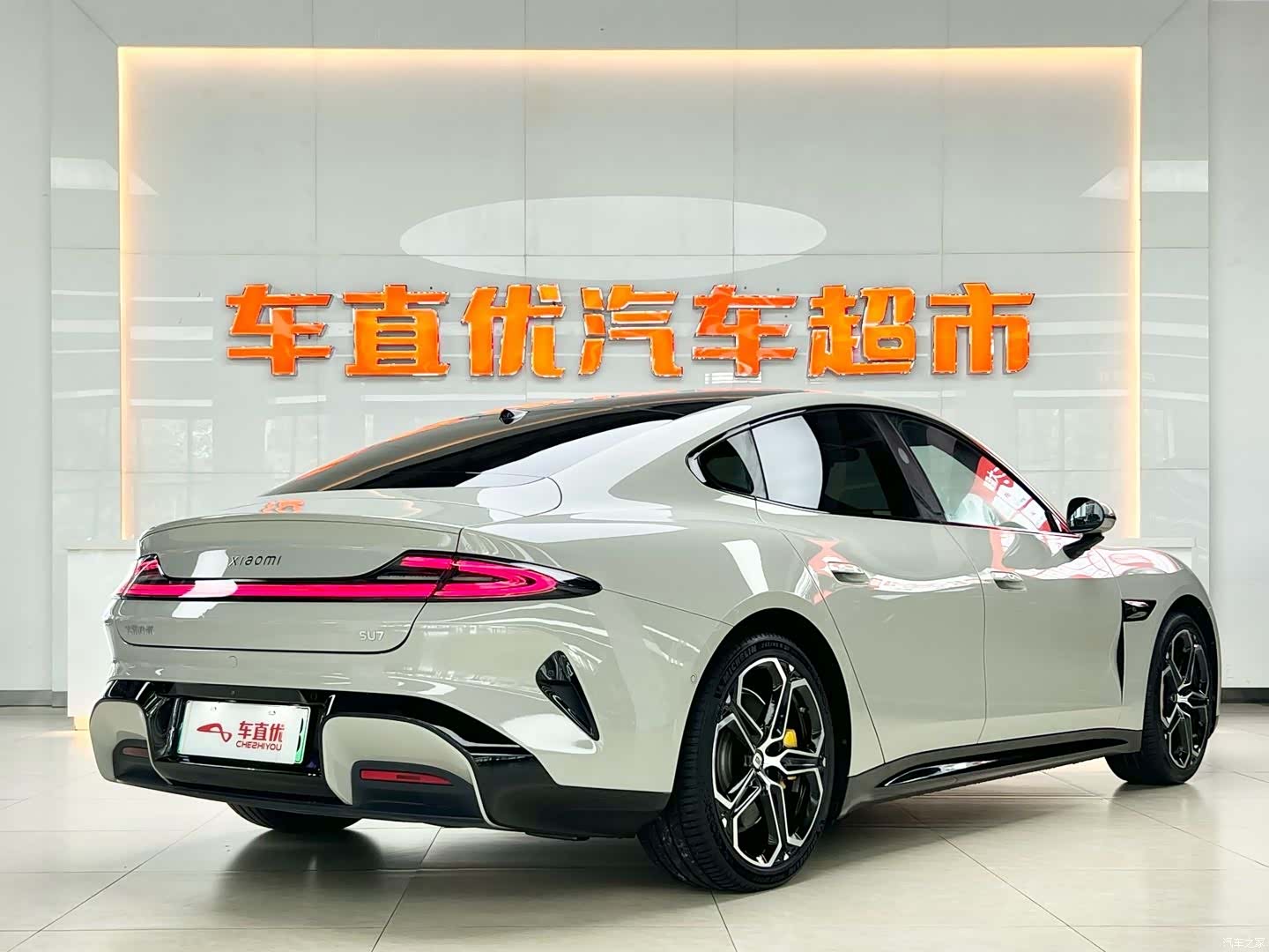 Xiaomi SU7, 2024 32