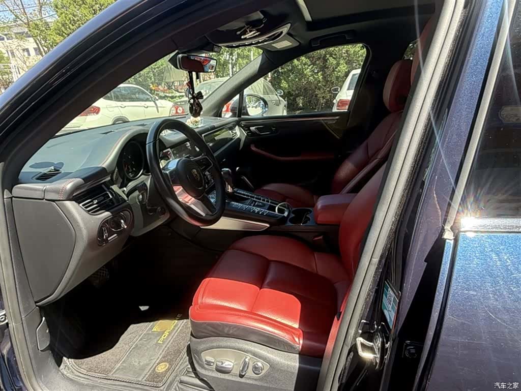 Porsche Macan, 2021 8