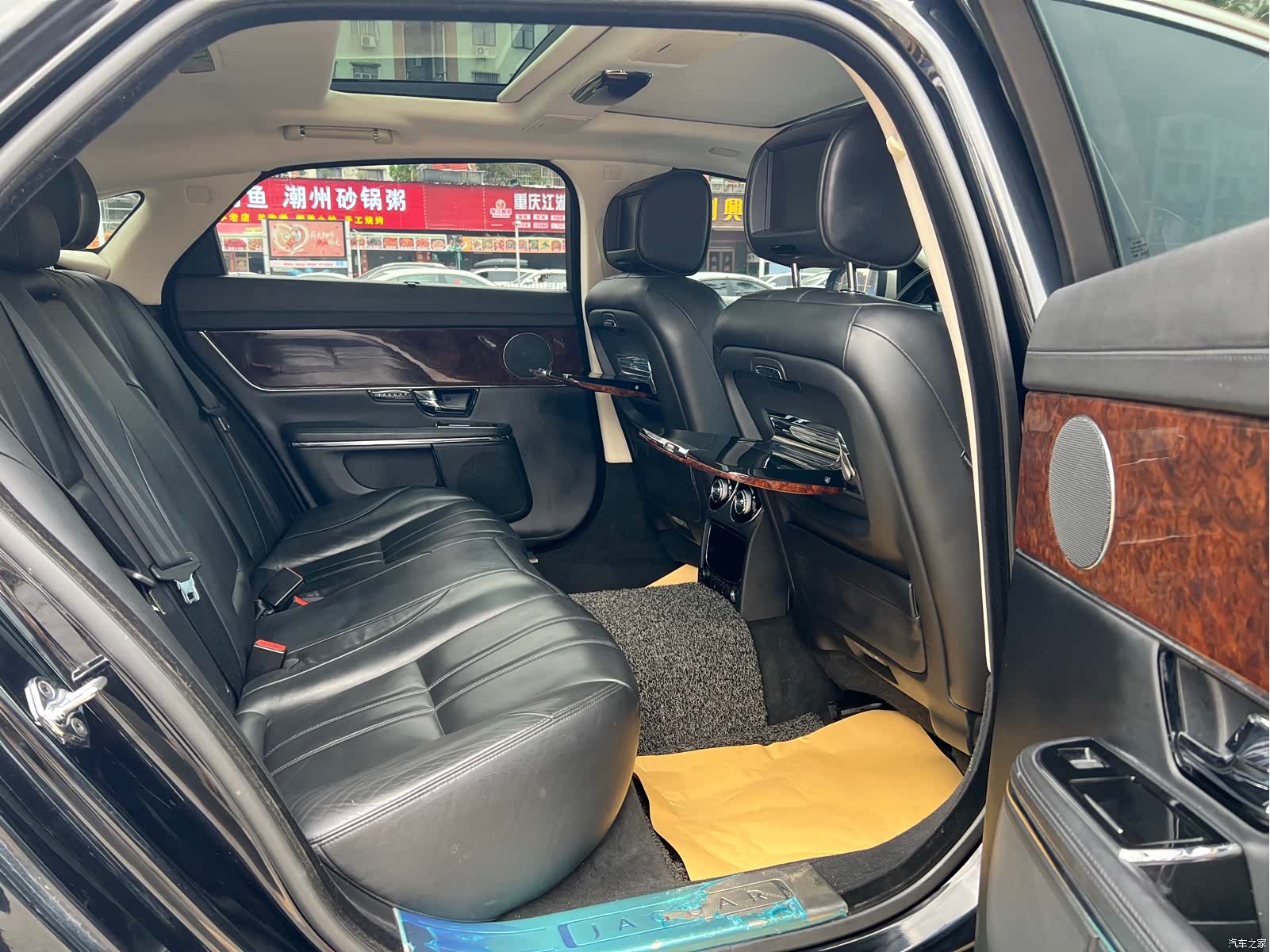 Jaguar XJ, 2013 13