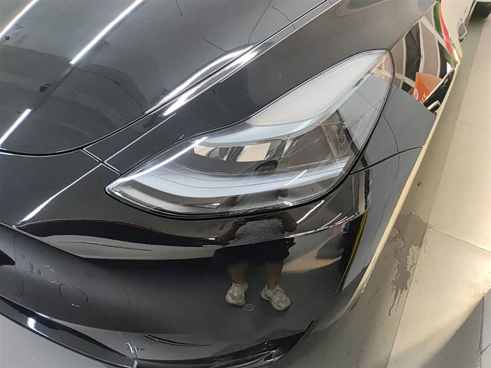 Tesla Model Y Tesla Model Y
