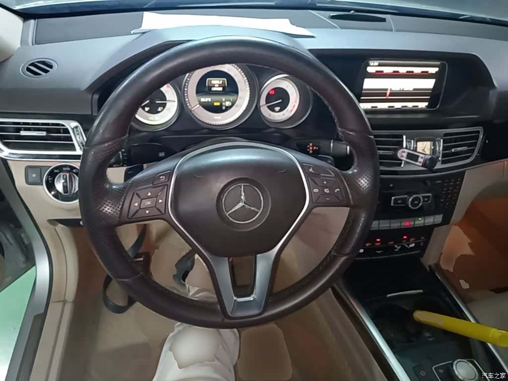 Mercedes-Benz E-Class, 2015 11