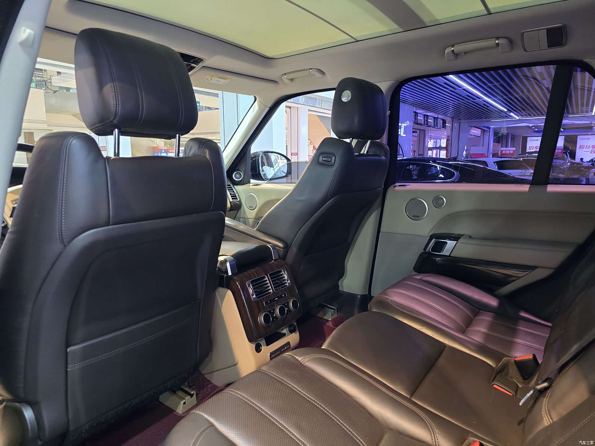 Land Rover Range Rover, 2015 9