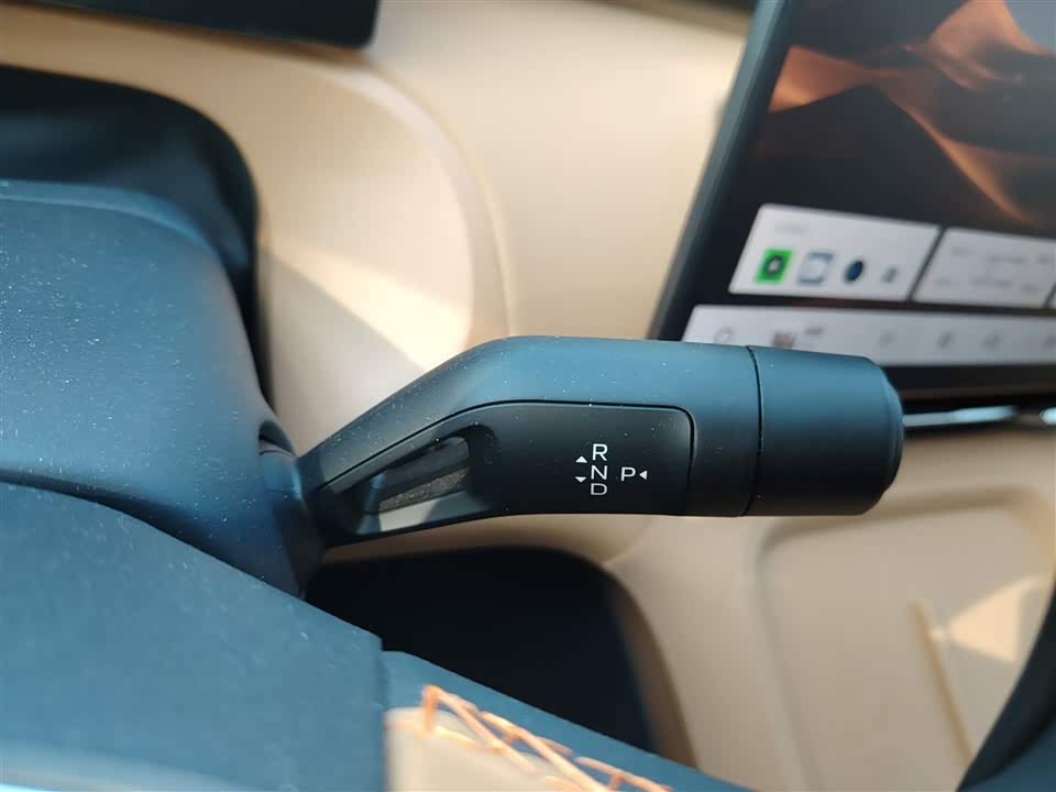 Geely Galaxy Galaxy Starship 7