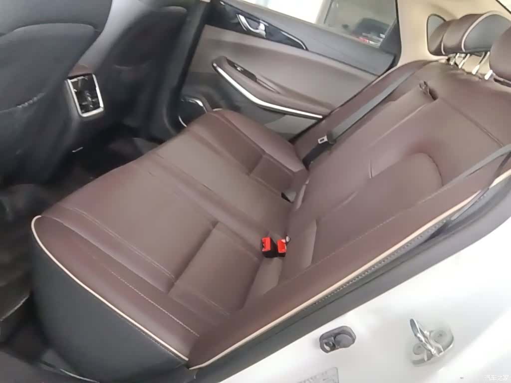 Changan CC, 2018 13