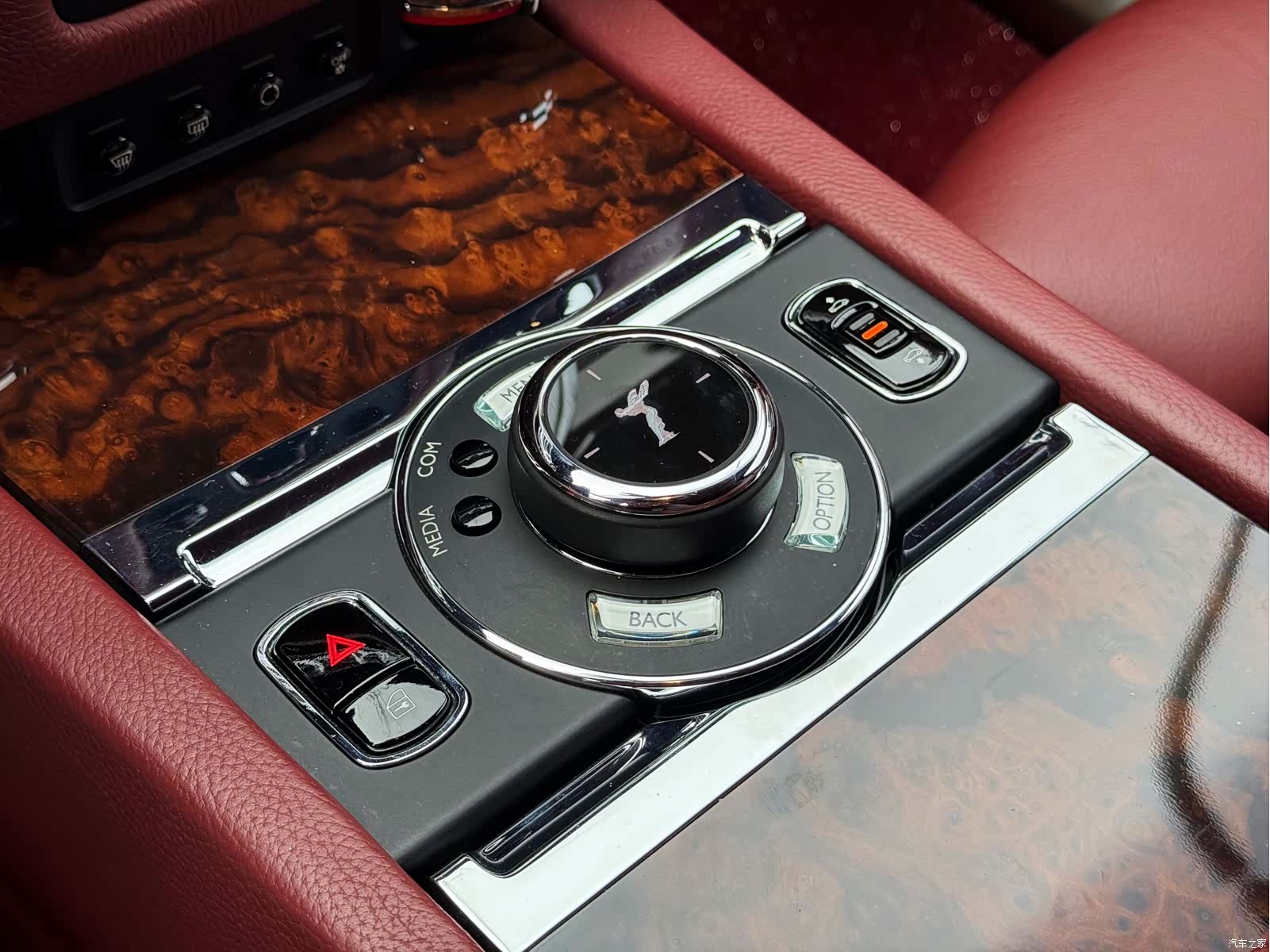 Rolls-Royce Ghost, 2018 13
