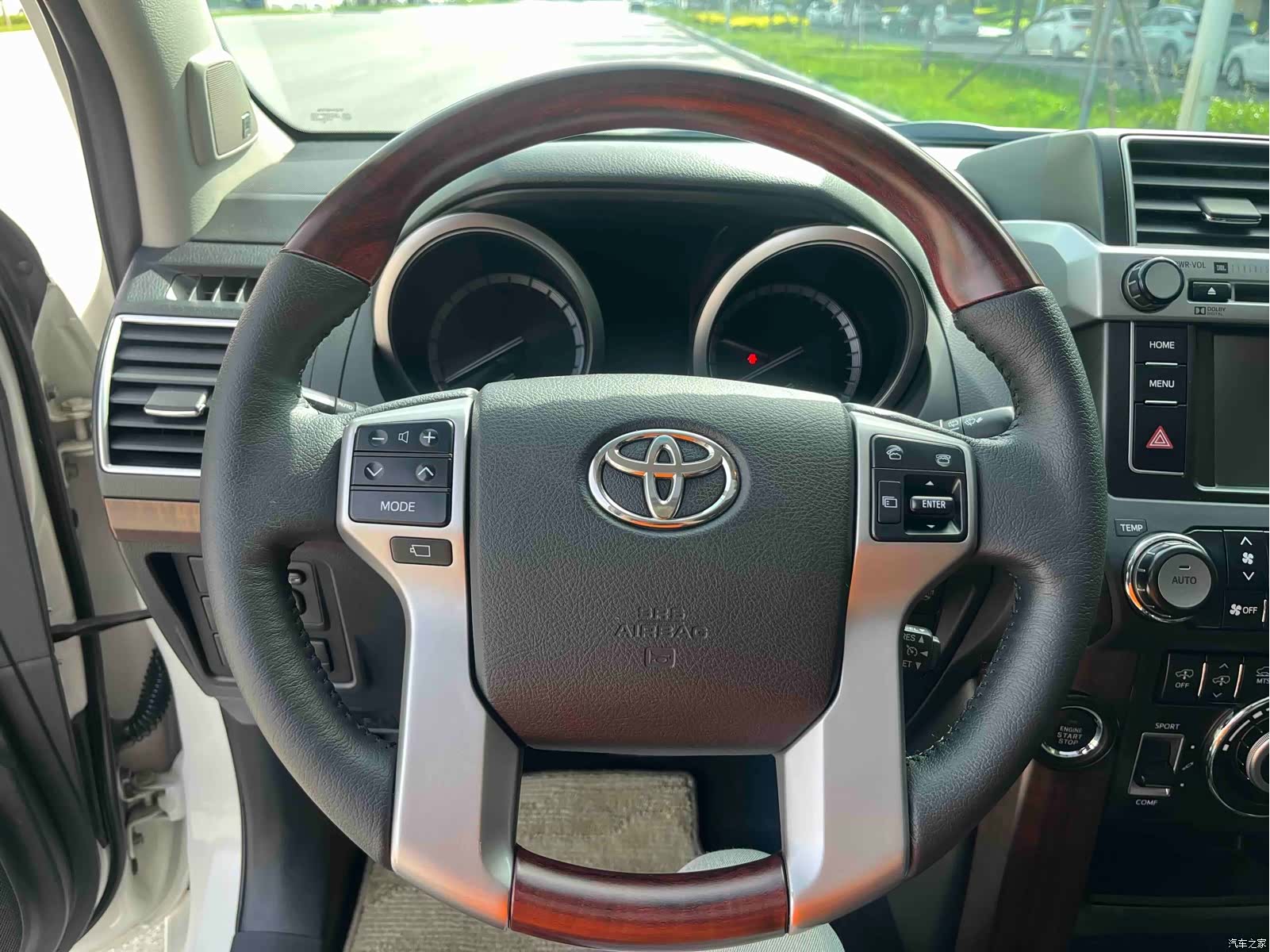 Toyota Prado, 2017 все фото