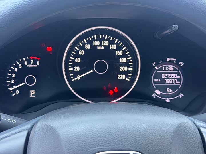 Honda Vezel 1 поколения рестайлинг