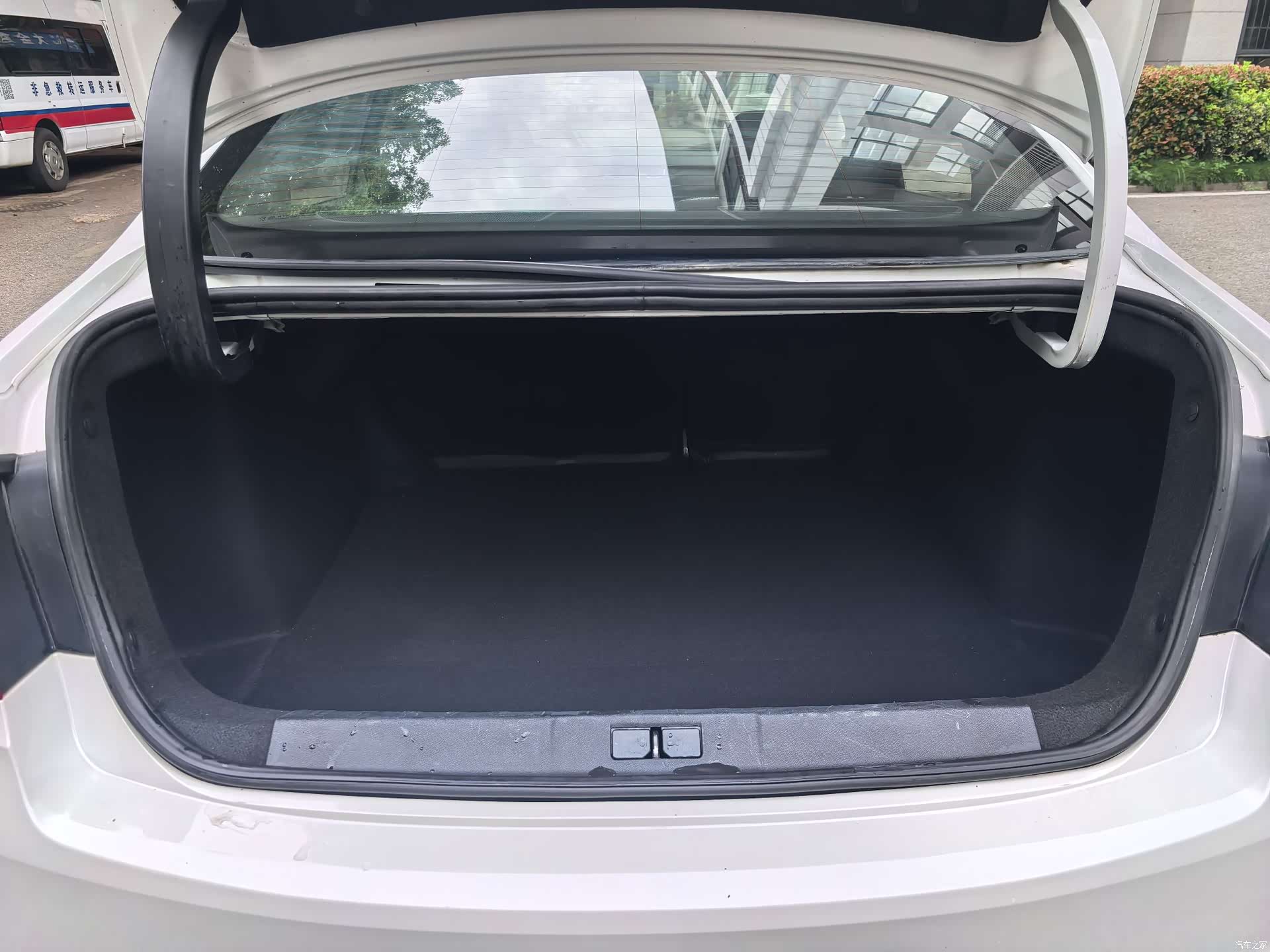 Peugeot 408, 2015 23