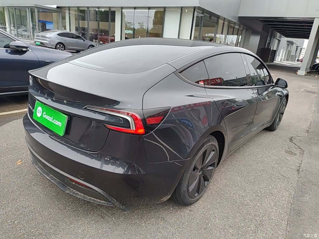 Tesla Model 3, 2024 7