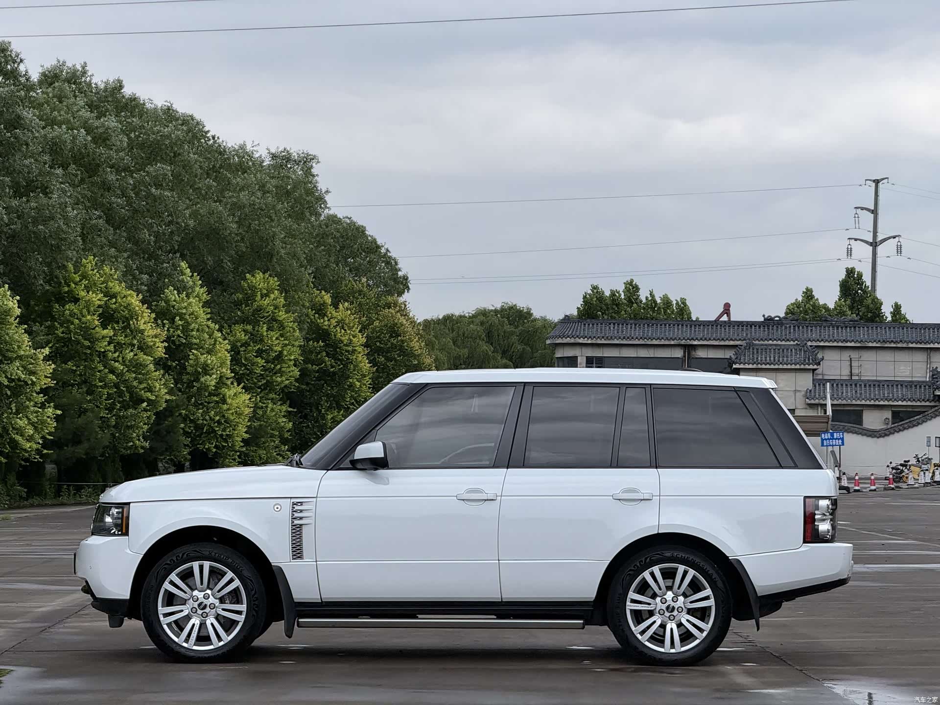 Land Rover Range Rover, 2012 4