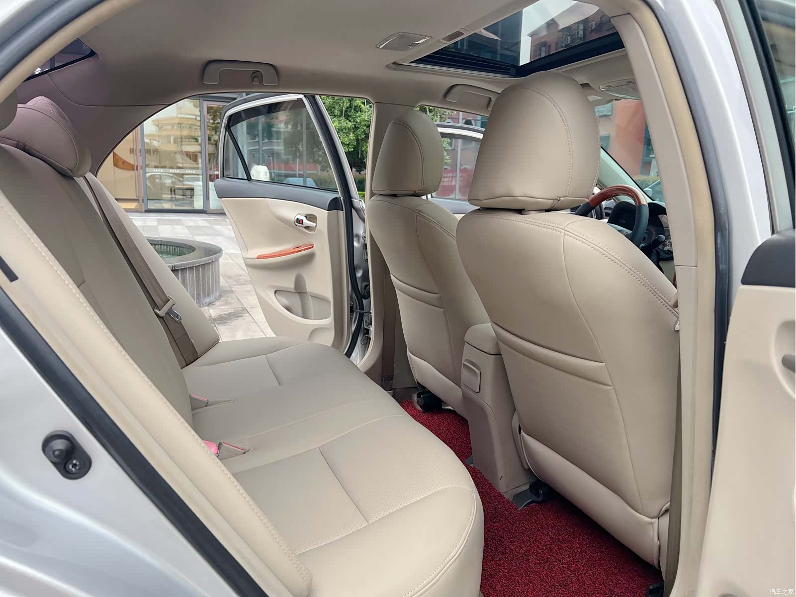 Toyota Corolla, 2012 10