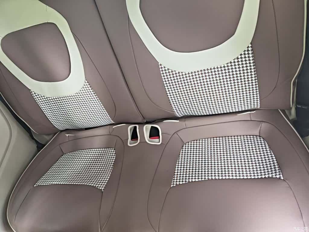 Wuling MINIEV, 2025 13