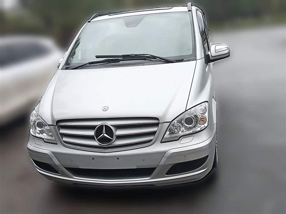Mercedes-Benz Viano