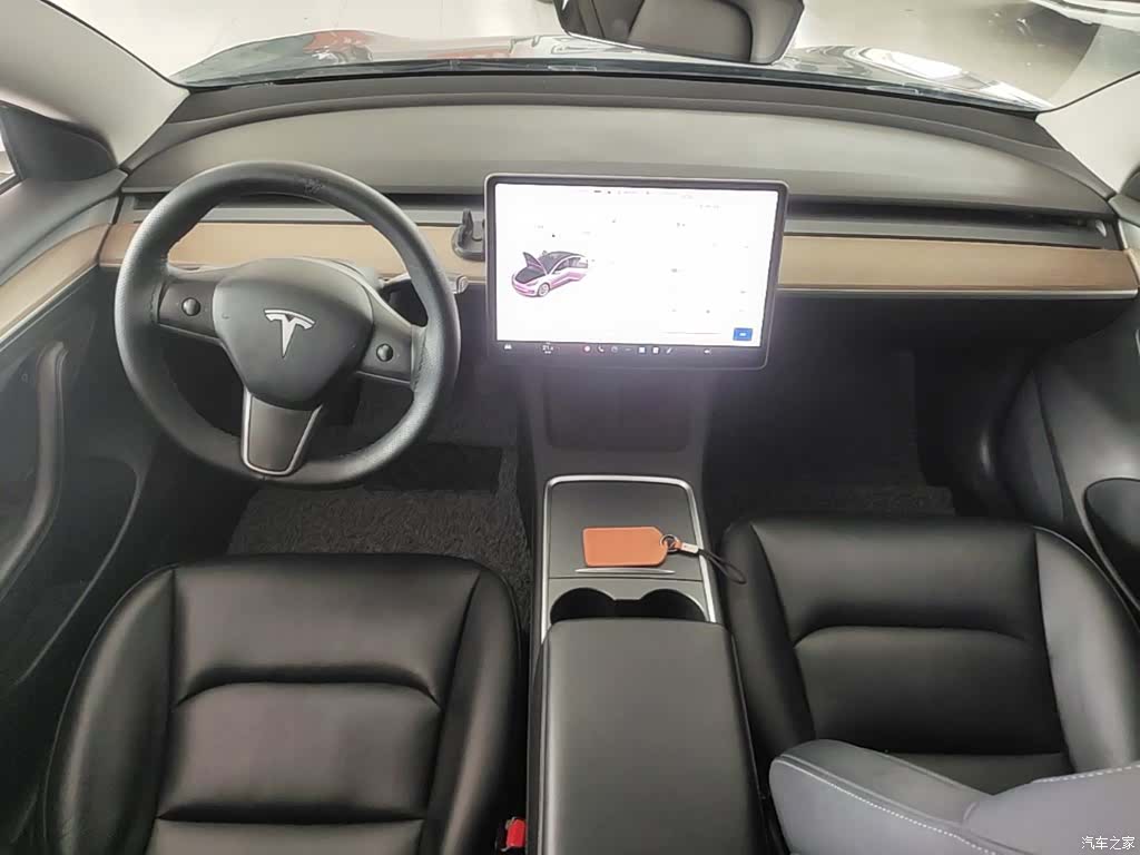 Tesla Model 3, 2023 10
