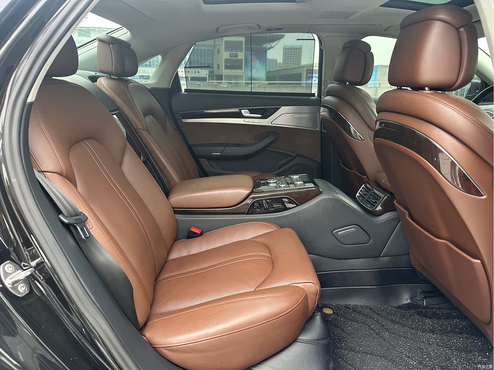 Audi A8L, 2014 26