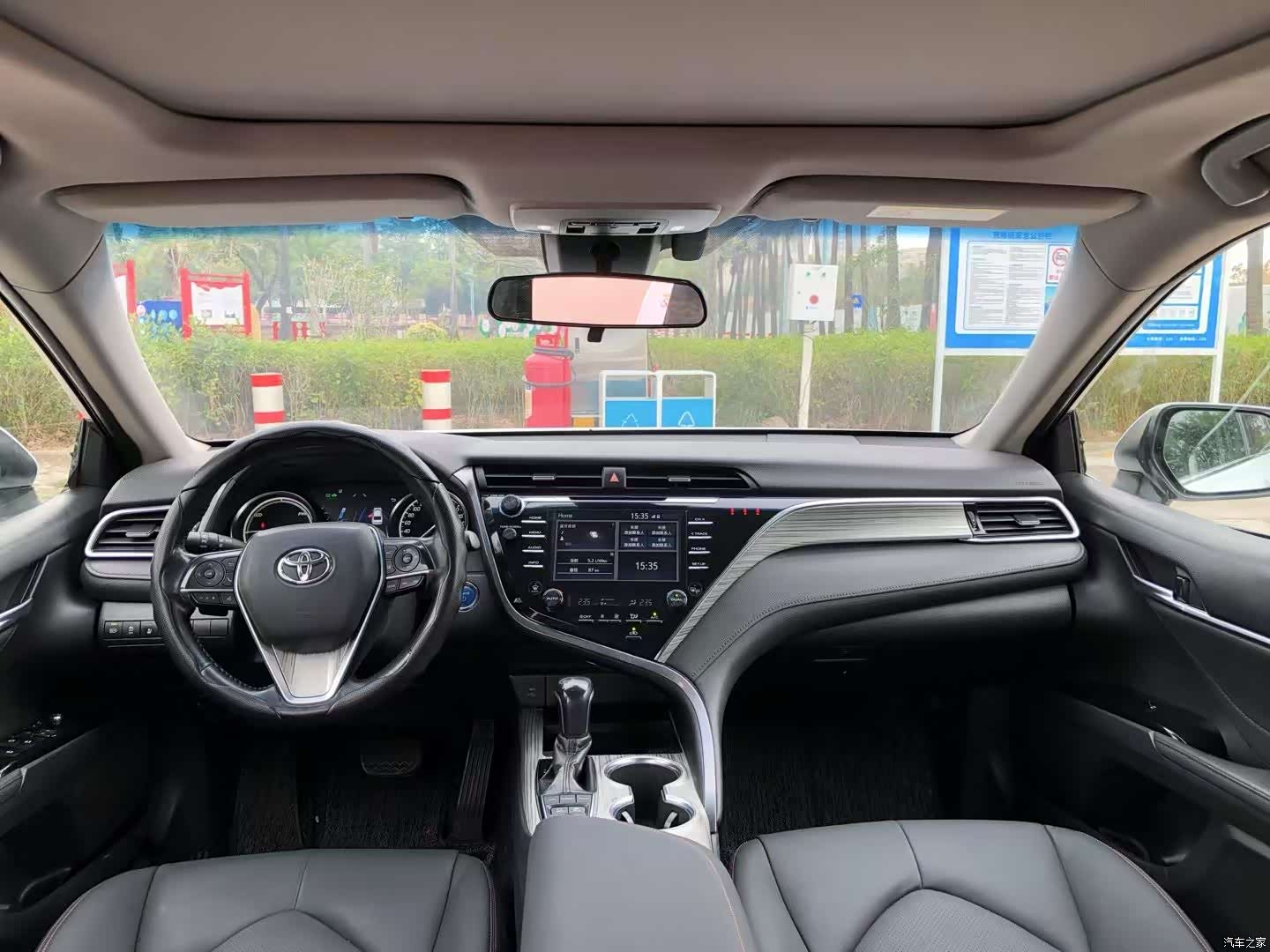 Toyota Camry, 2019 9