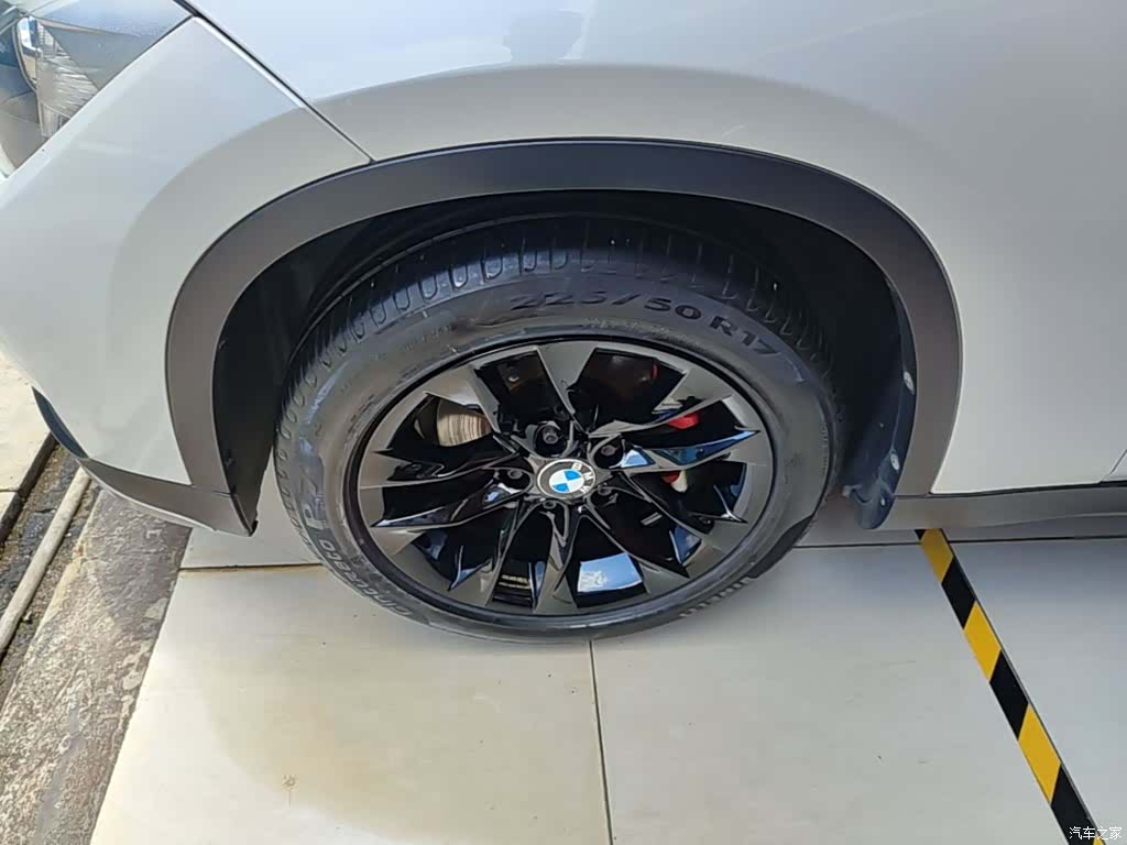 BMW X1, 2015 23