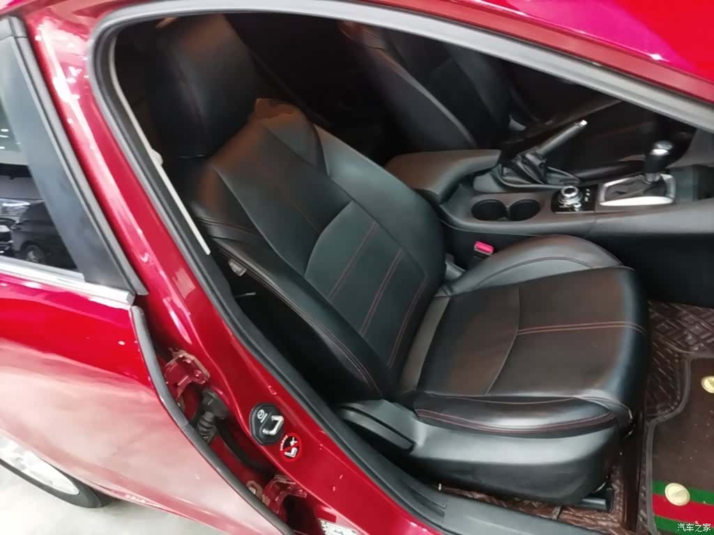 Mazda Mazda3, 2018 25