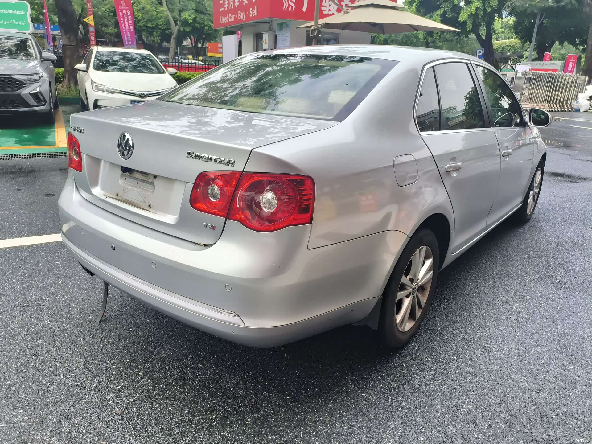 Volkswagen Sagitar, 2011 6