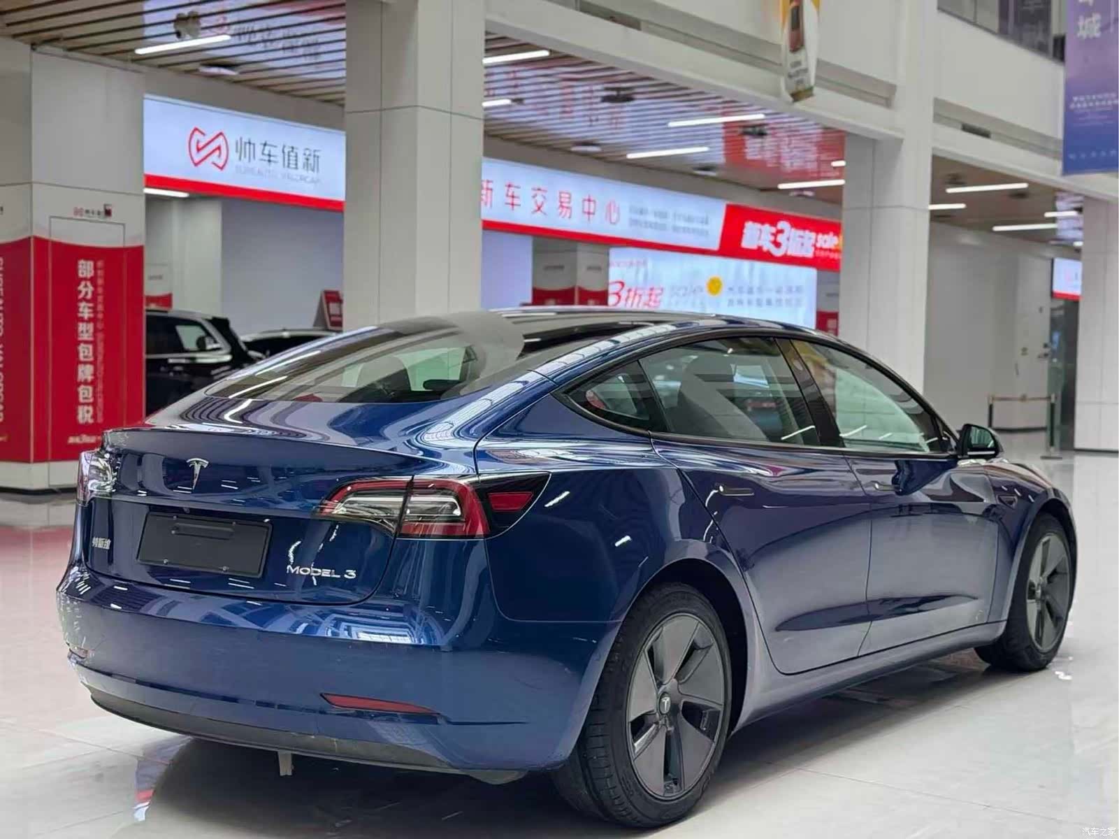 Tesla Model 3, 2021 все фото