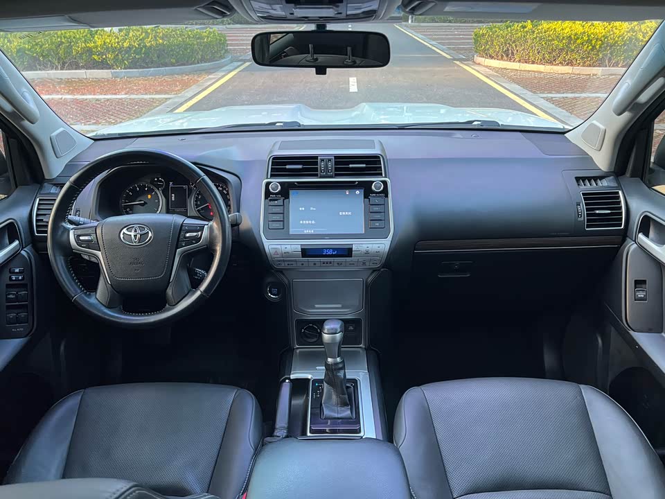 Toyota Prado