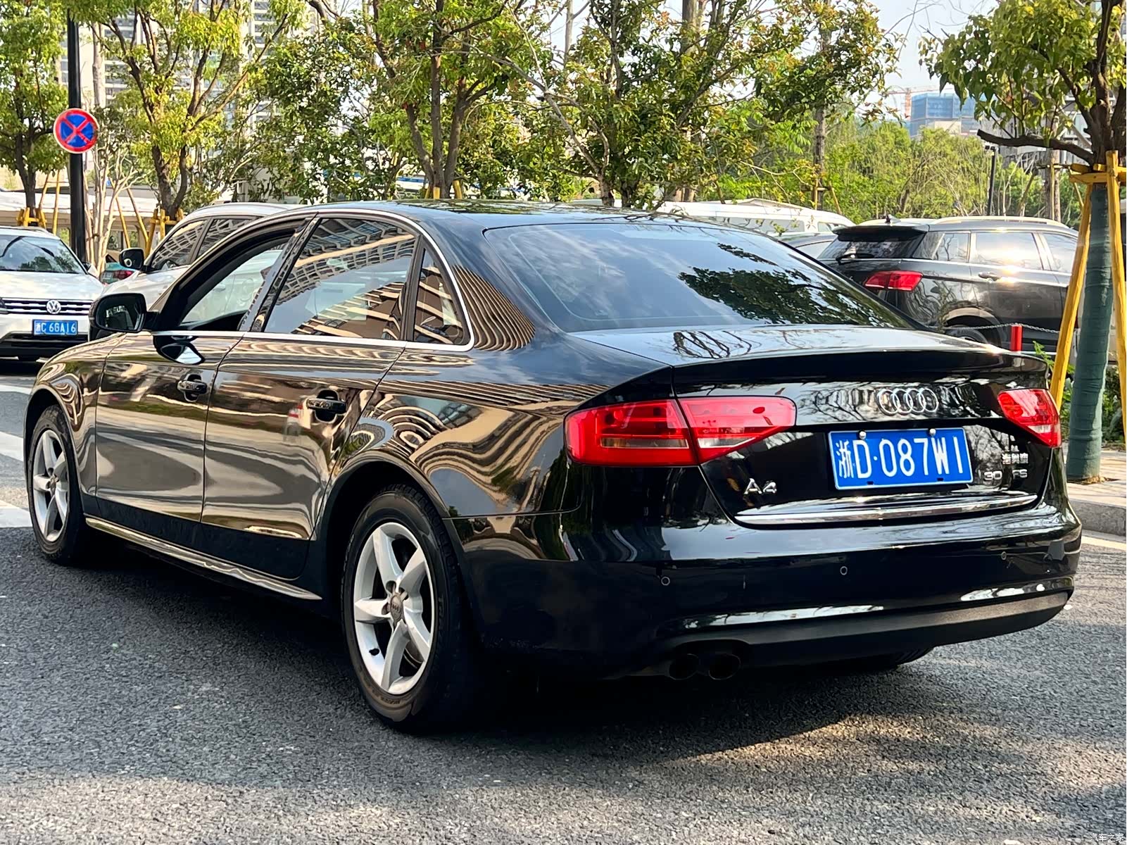 Audi A4L, 2013 7