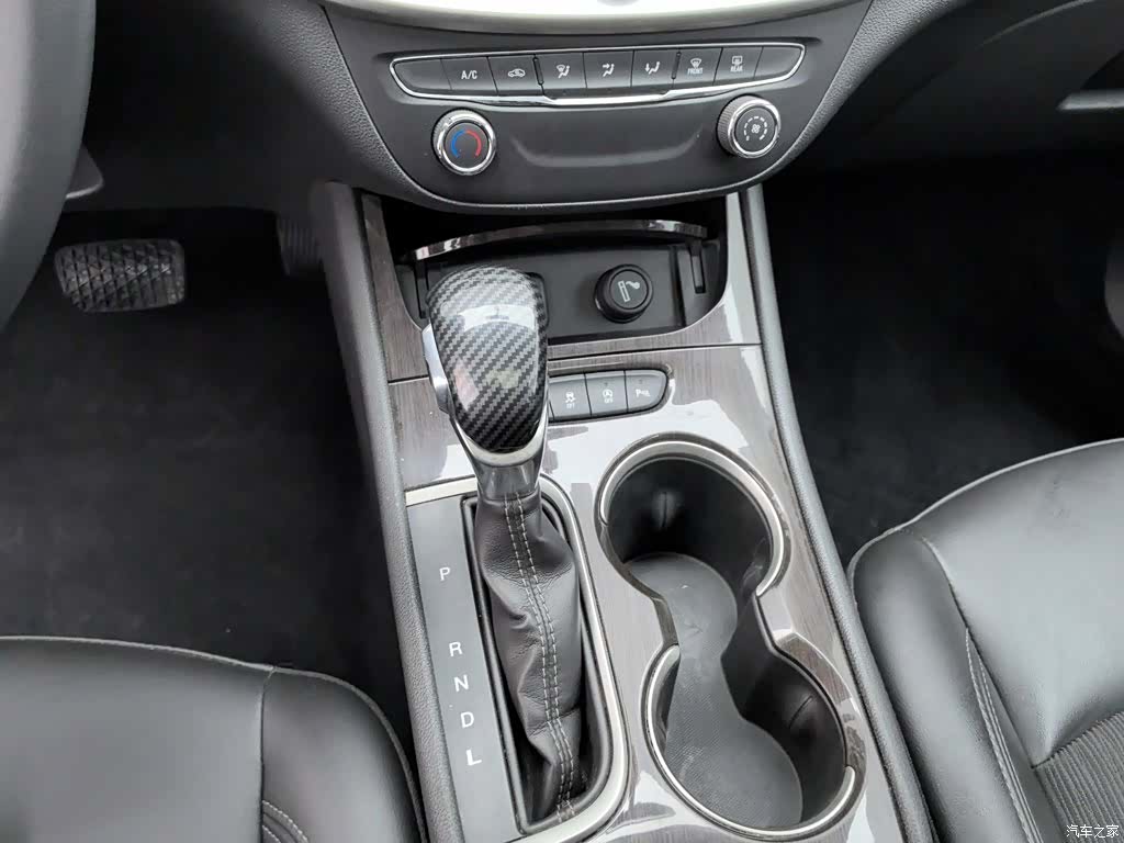 Buick Verano, 2019 13
