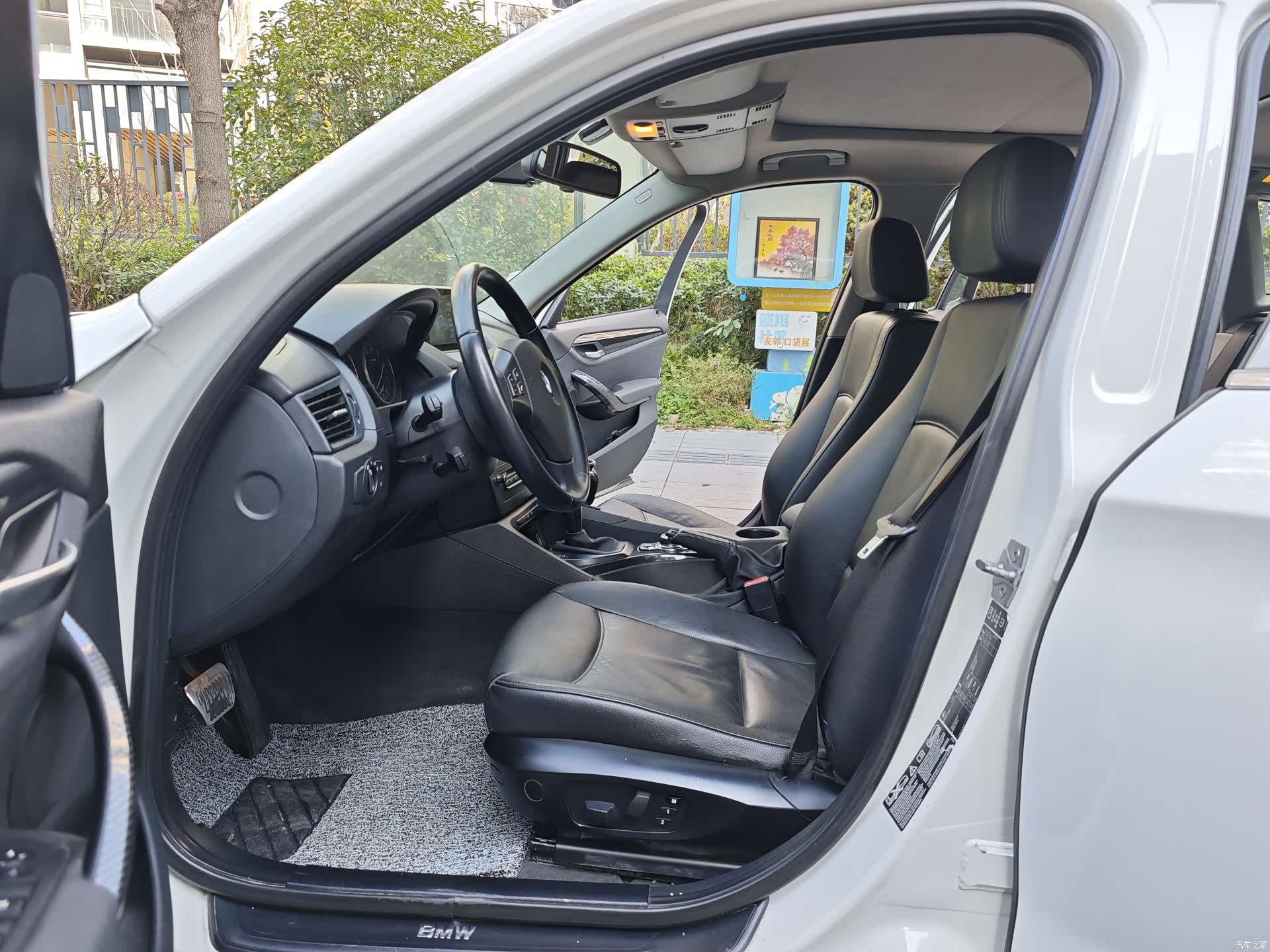BMW X1, 2011 11
