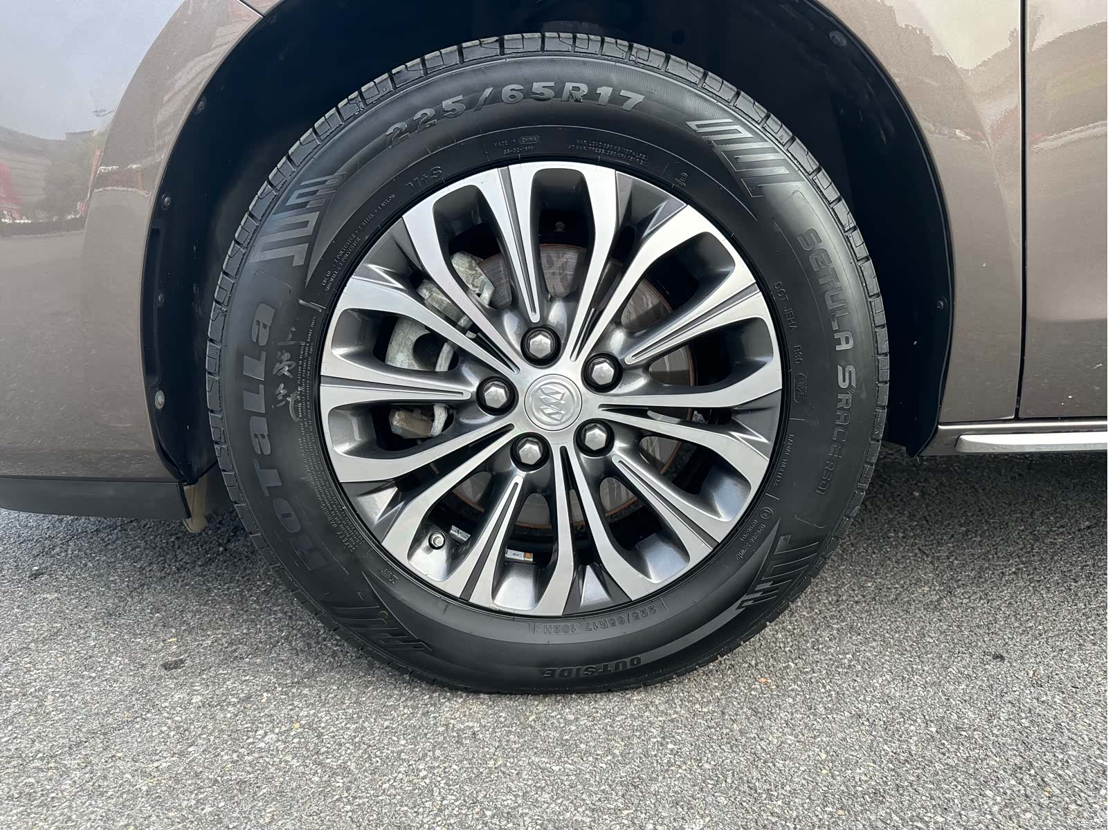 Buick GL8, 2023 12