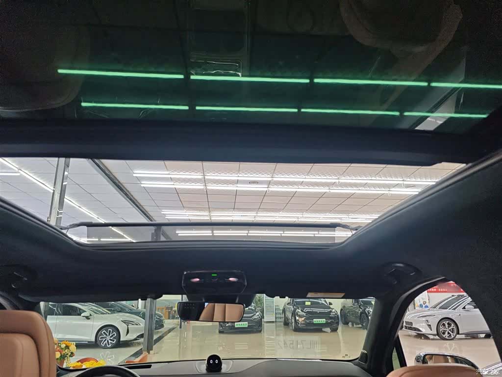 NIO ES8, 2022 12