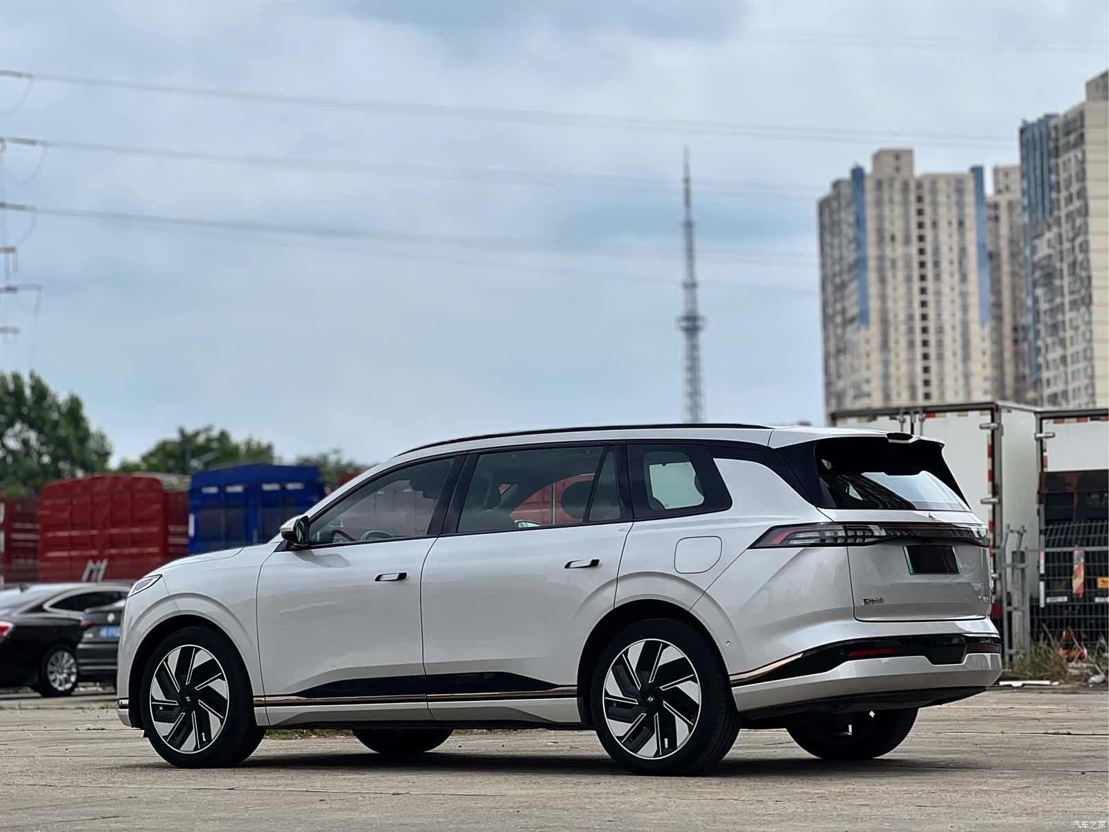 DongFeng eπ008, 2024 7