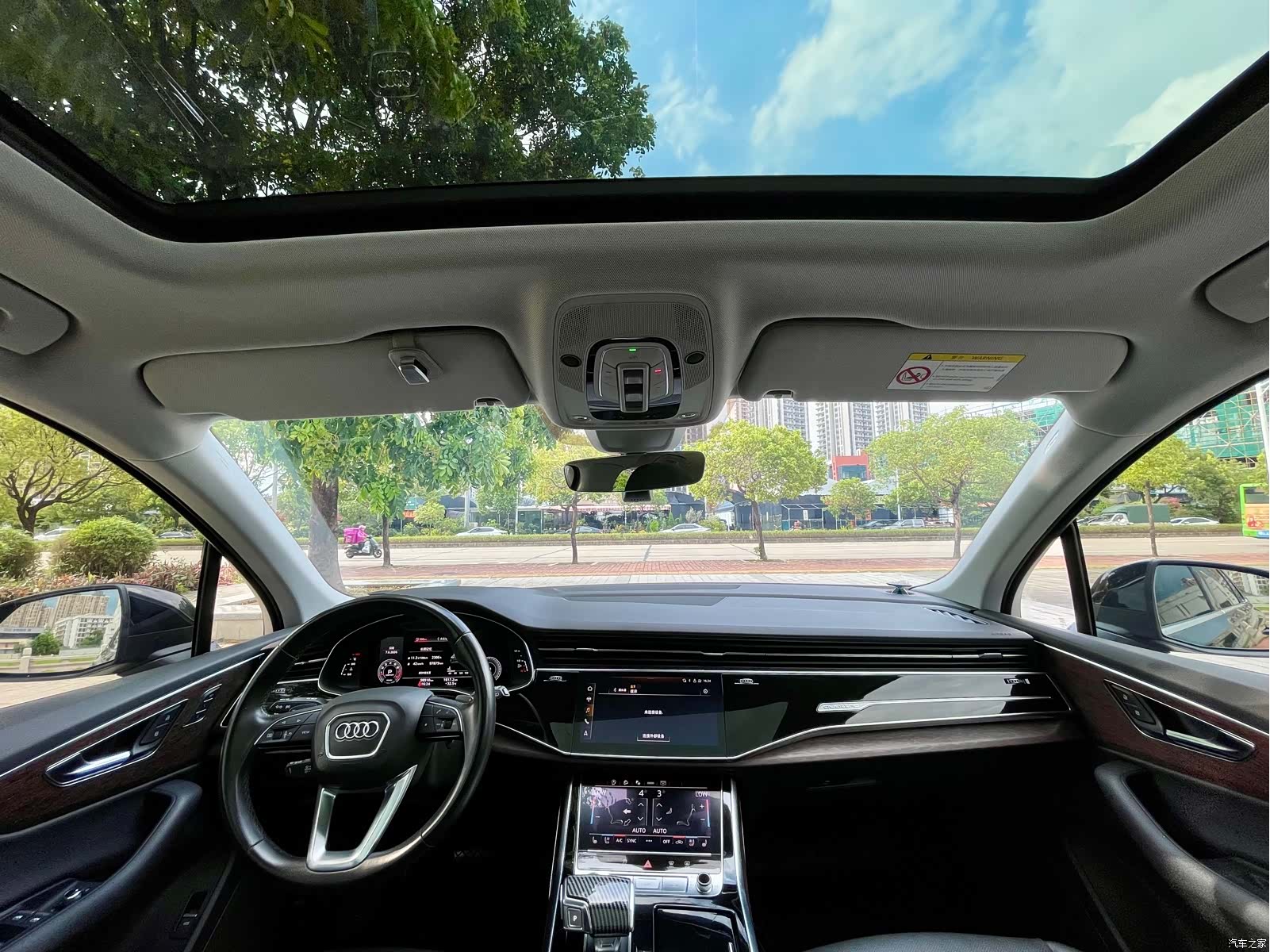 Audi Q7, 2021 11