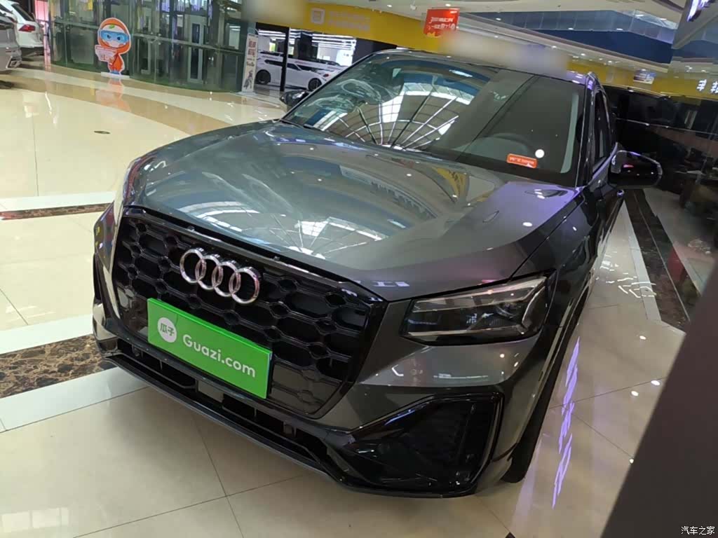 Audi Q2L, 2022 1
