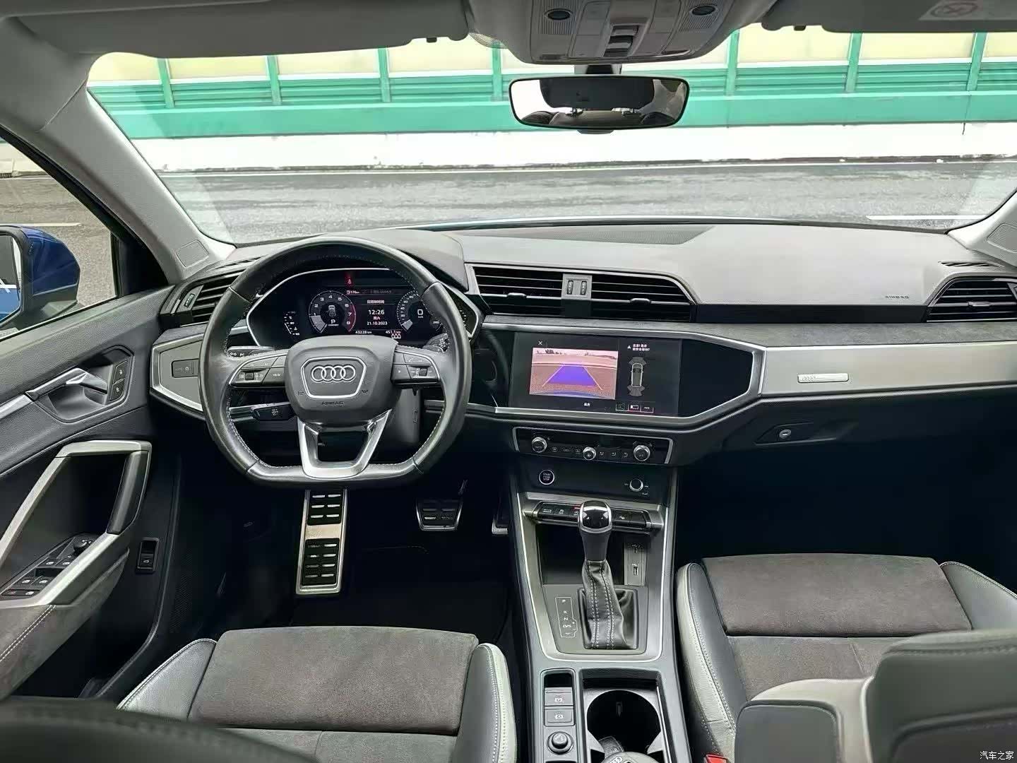 Audi Q3, 2021 все фото