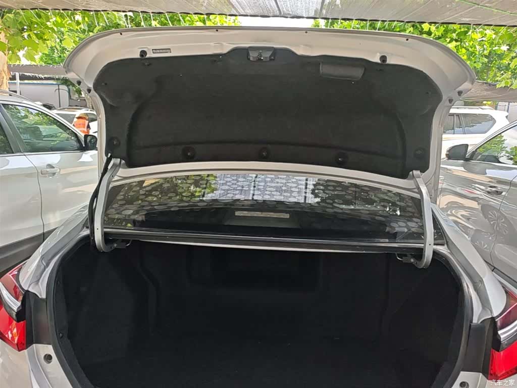 Toyota Corolla, 2019 19