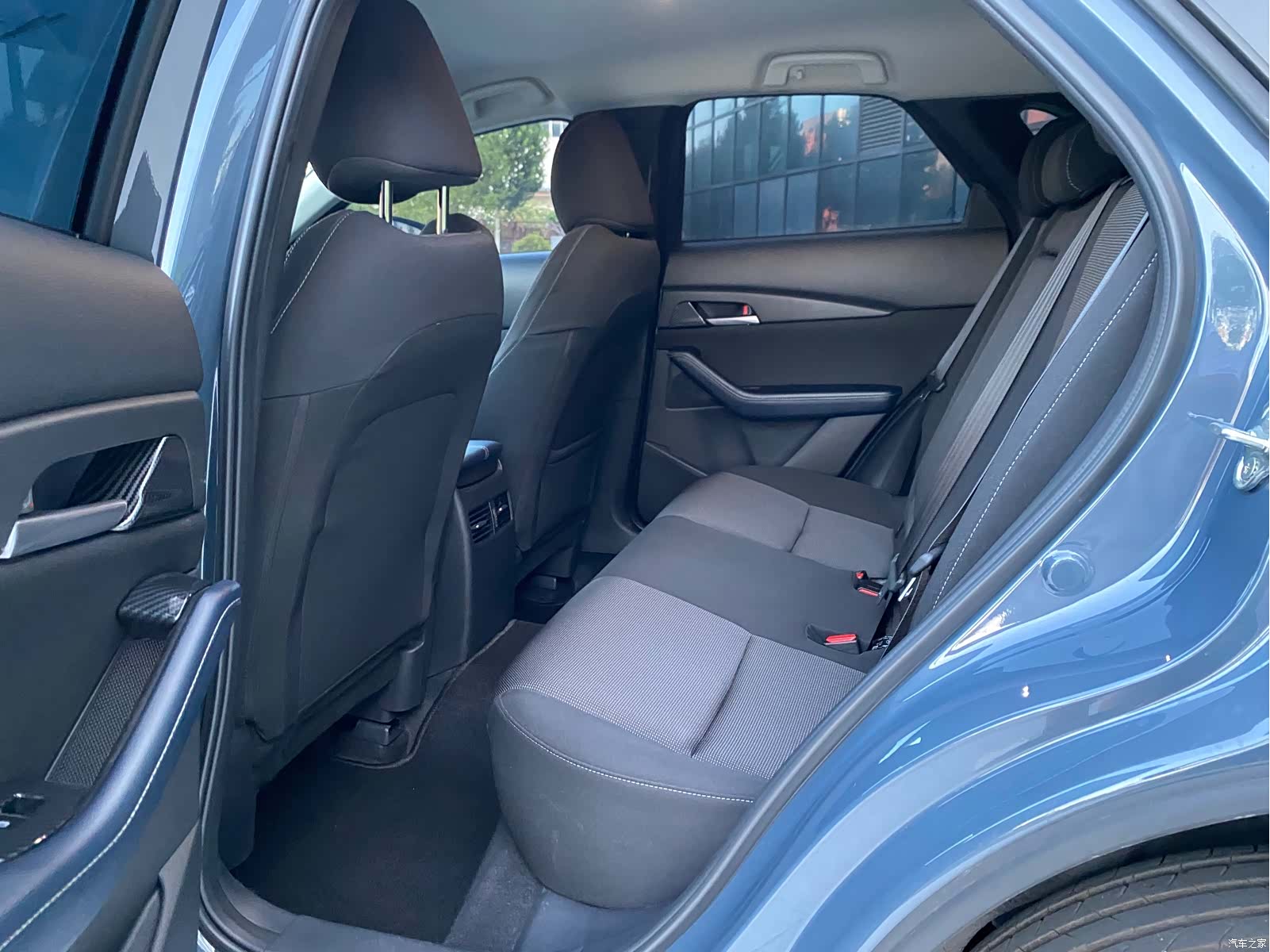 Mazda CX-30, 2023 6