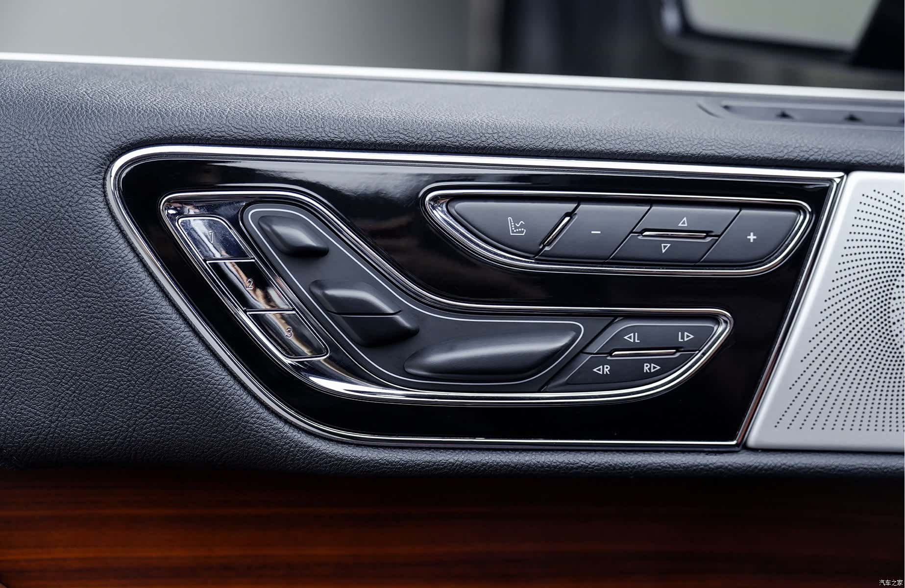 Lincoln Navigator, 2020 22