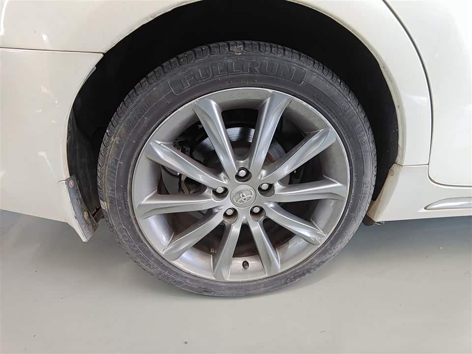 Toyota Reiz Toyota Reiz