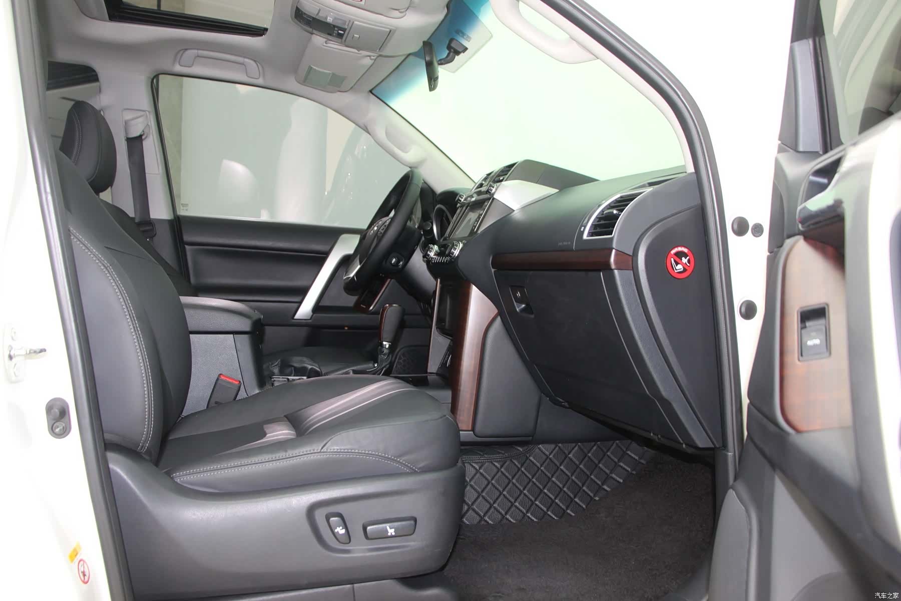 Toyota Prado, 2017 10