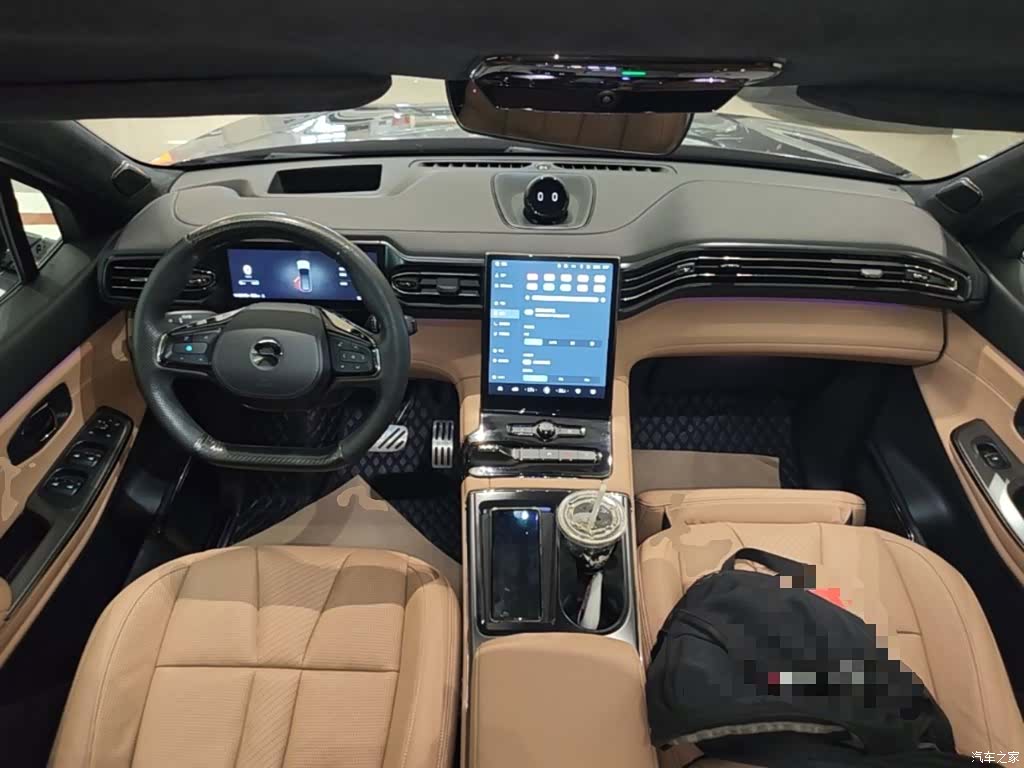 NIO ES8, 2020 10