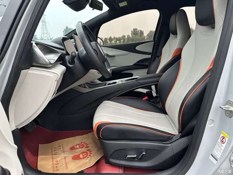 BYD Dolphin, 2023 4