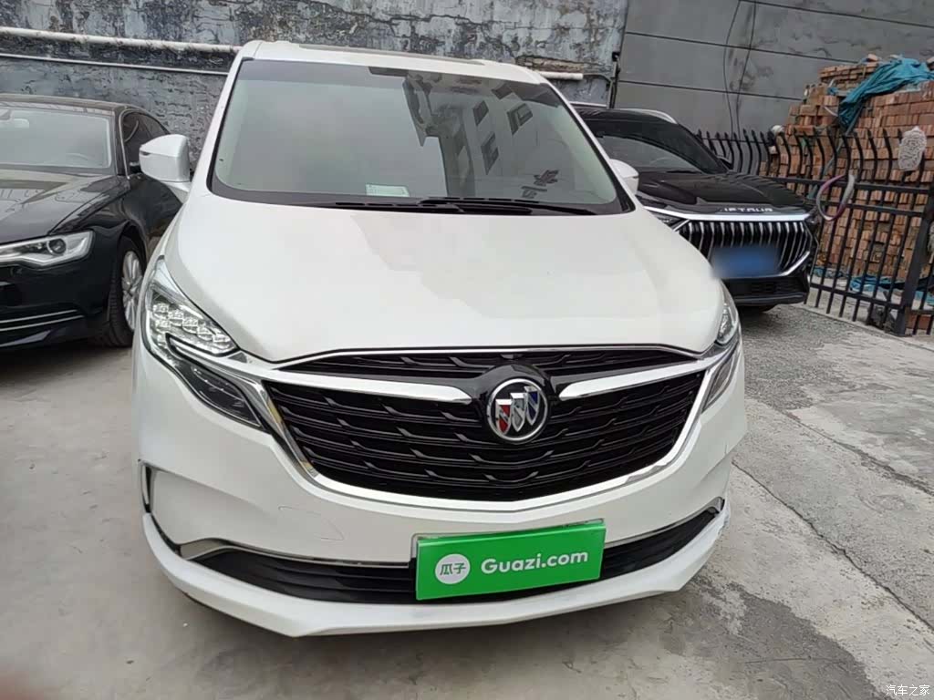 Buick GL8, 2022 3