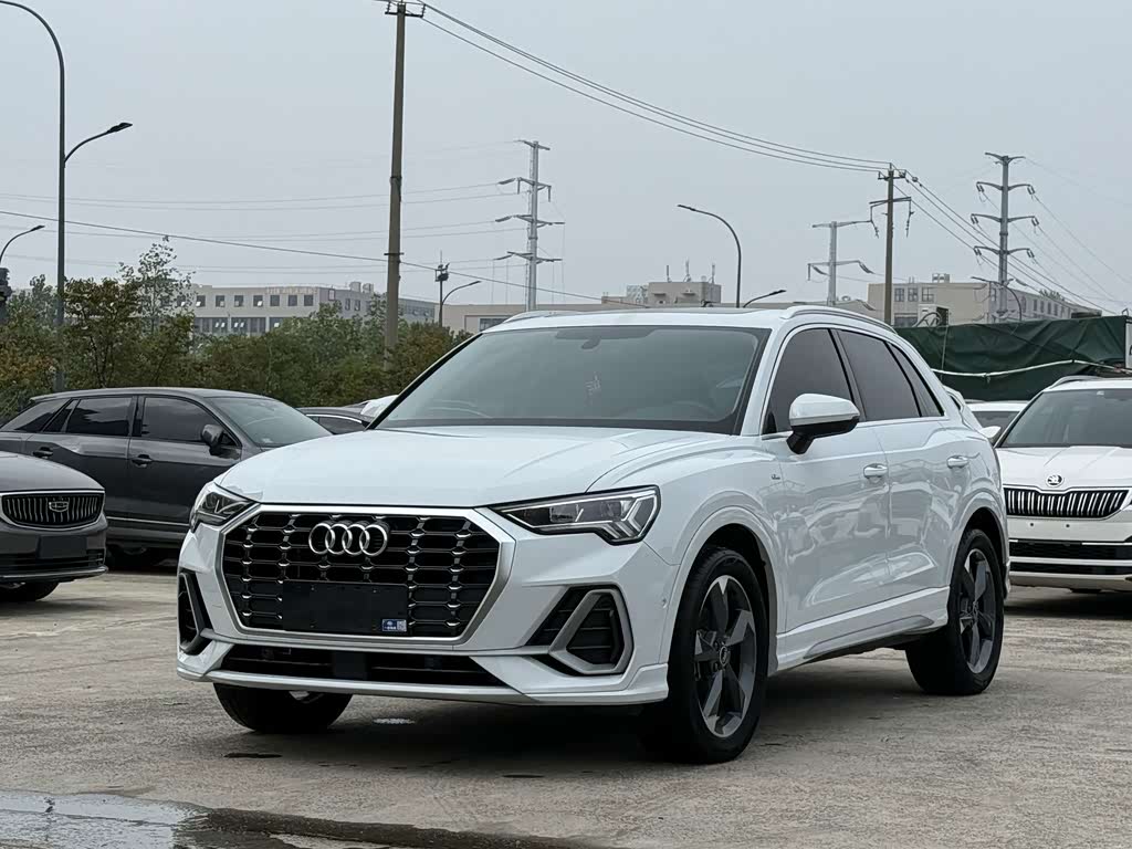 Audi Q3 2022 35 TFSI Fashion
