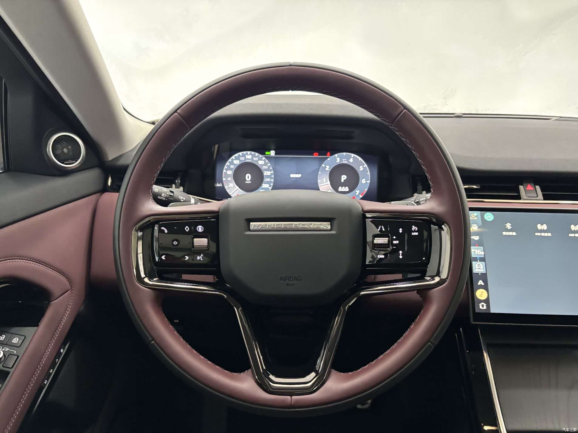 Land Rover Range Rover, 2024 17