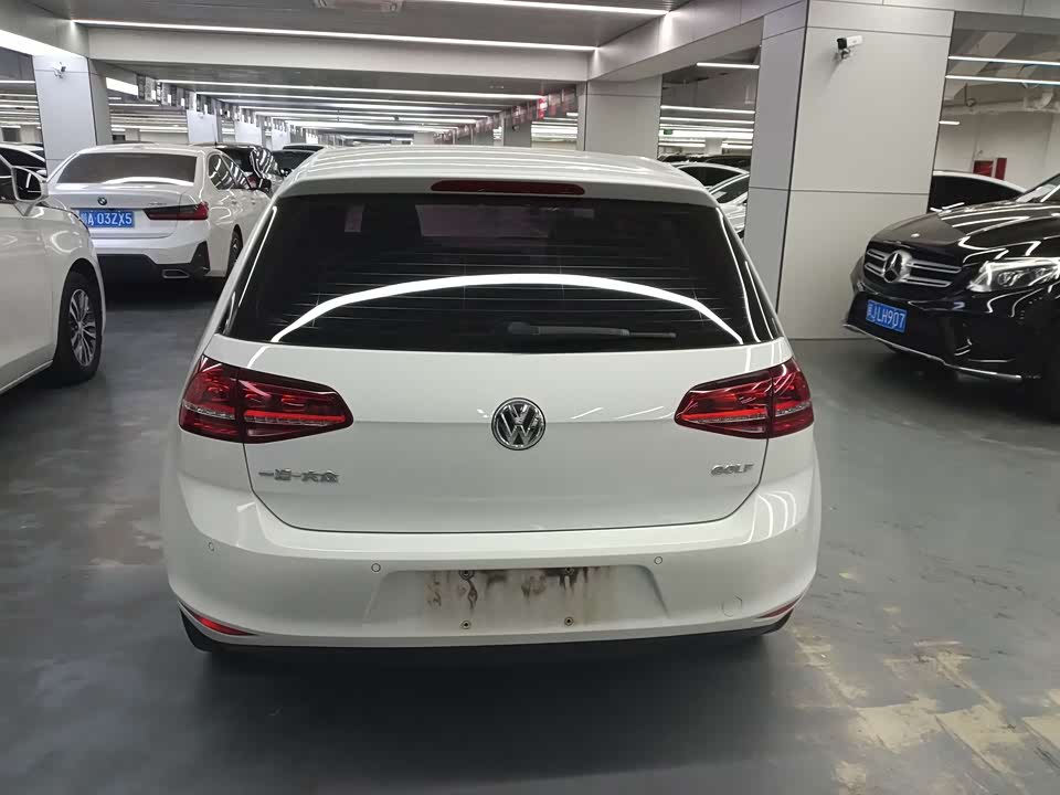 Volkswagen golf