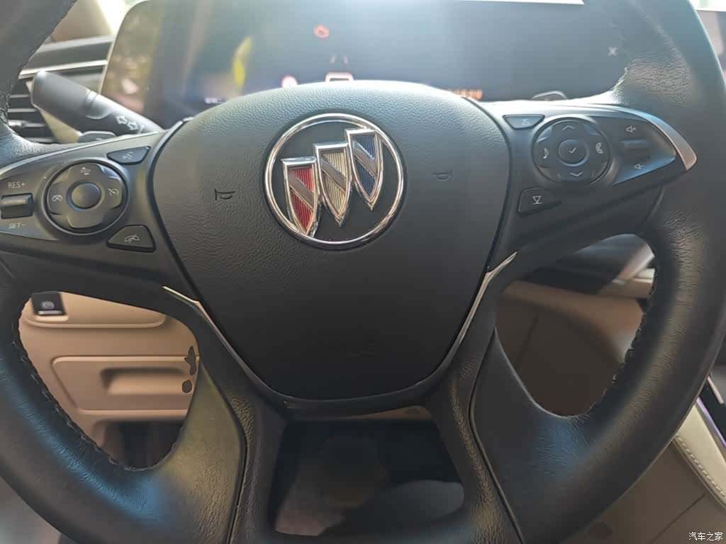 Buick GL8, 2023 11
