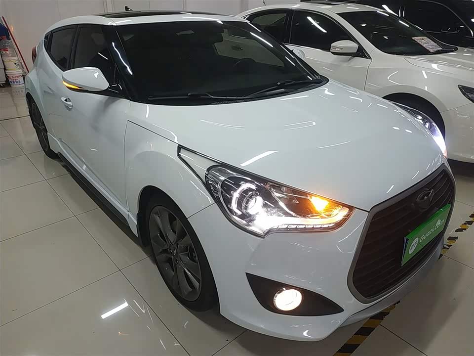 Hyundai Veloster